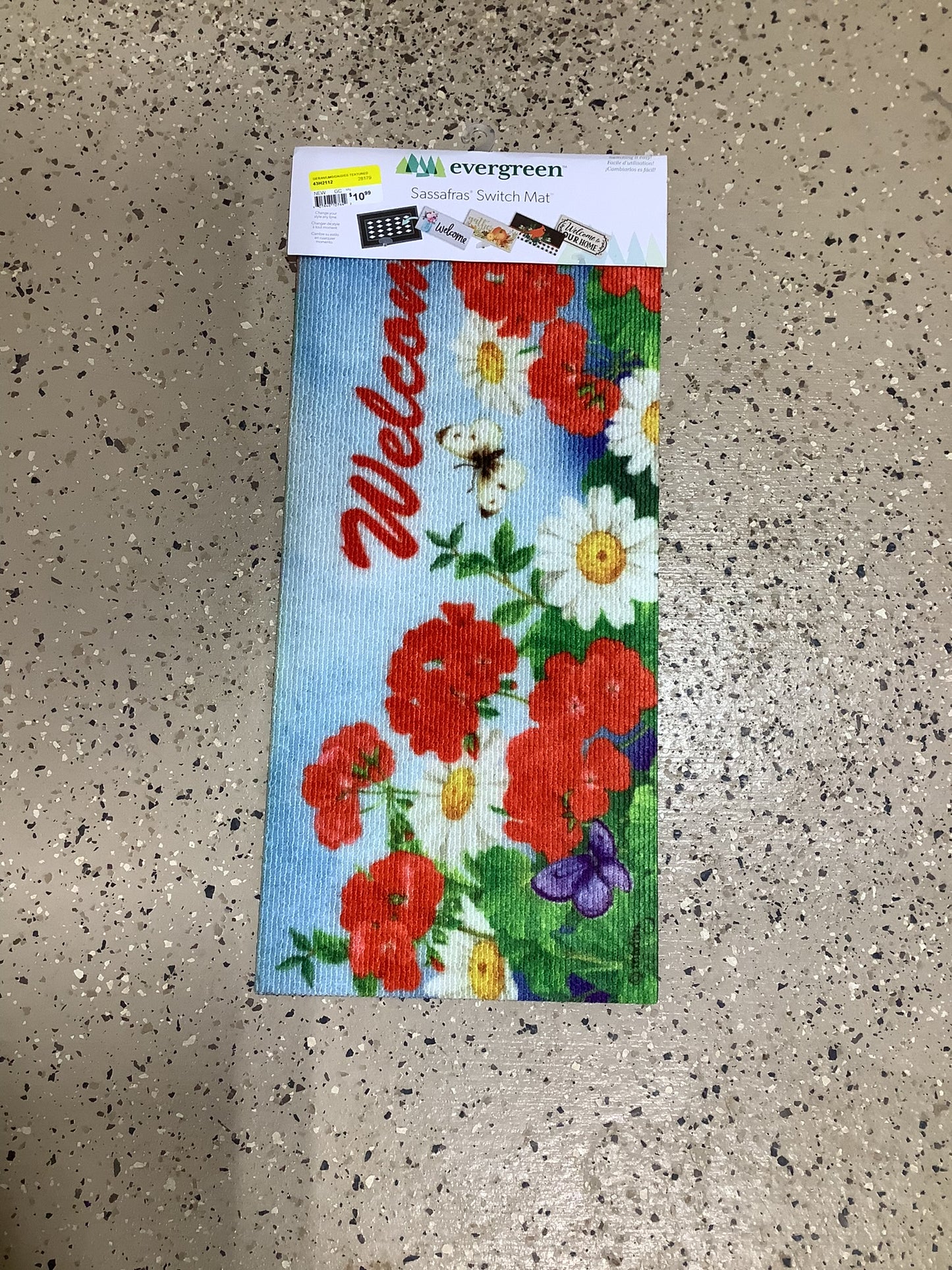 Geraniums and Daisies Textured Sassafrass Switch Mat