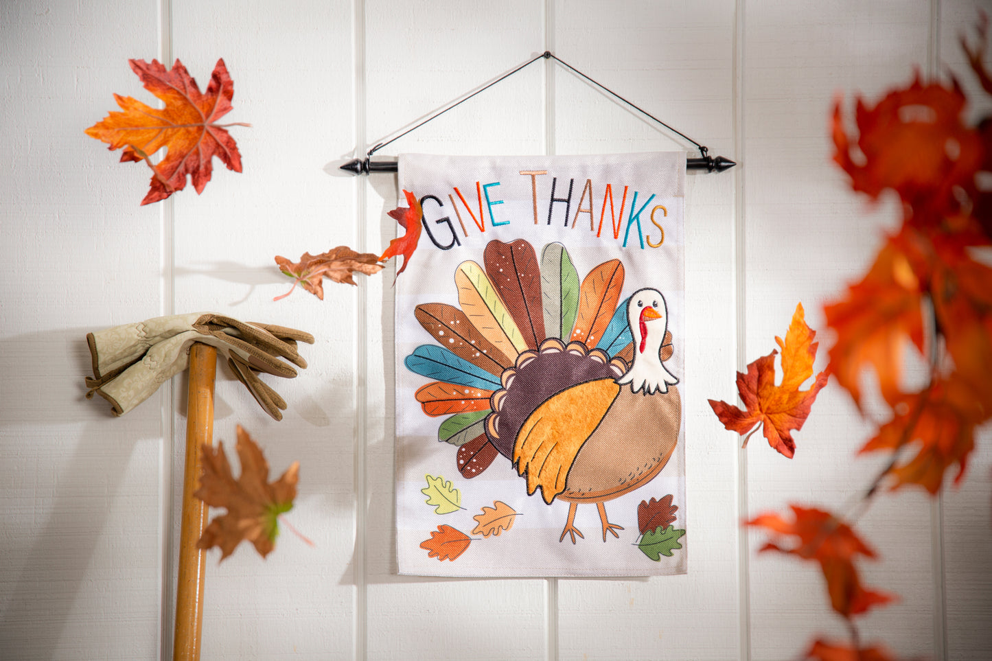 TOM TURKEY THANKSGIVING BURLAP GARDEN FLAG